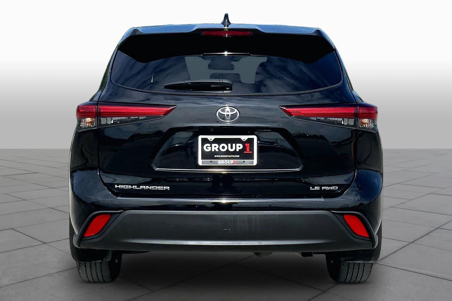 2021 Toyota Highlander LE Midnight Black Metallic at Group 1 Toyota Southwest