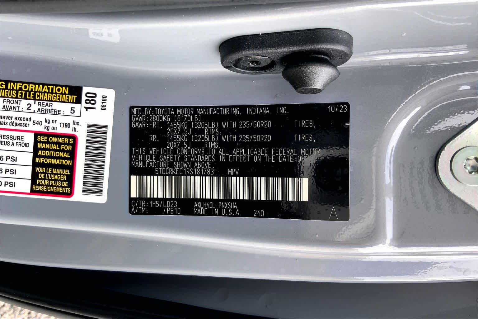2024 Toyota Sienna photo 36 of 36
