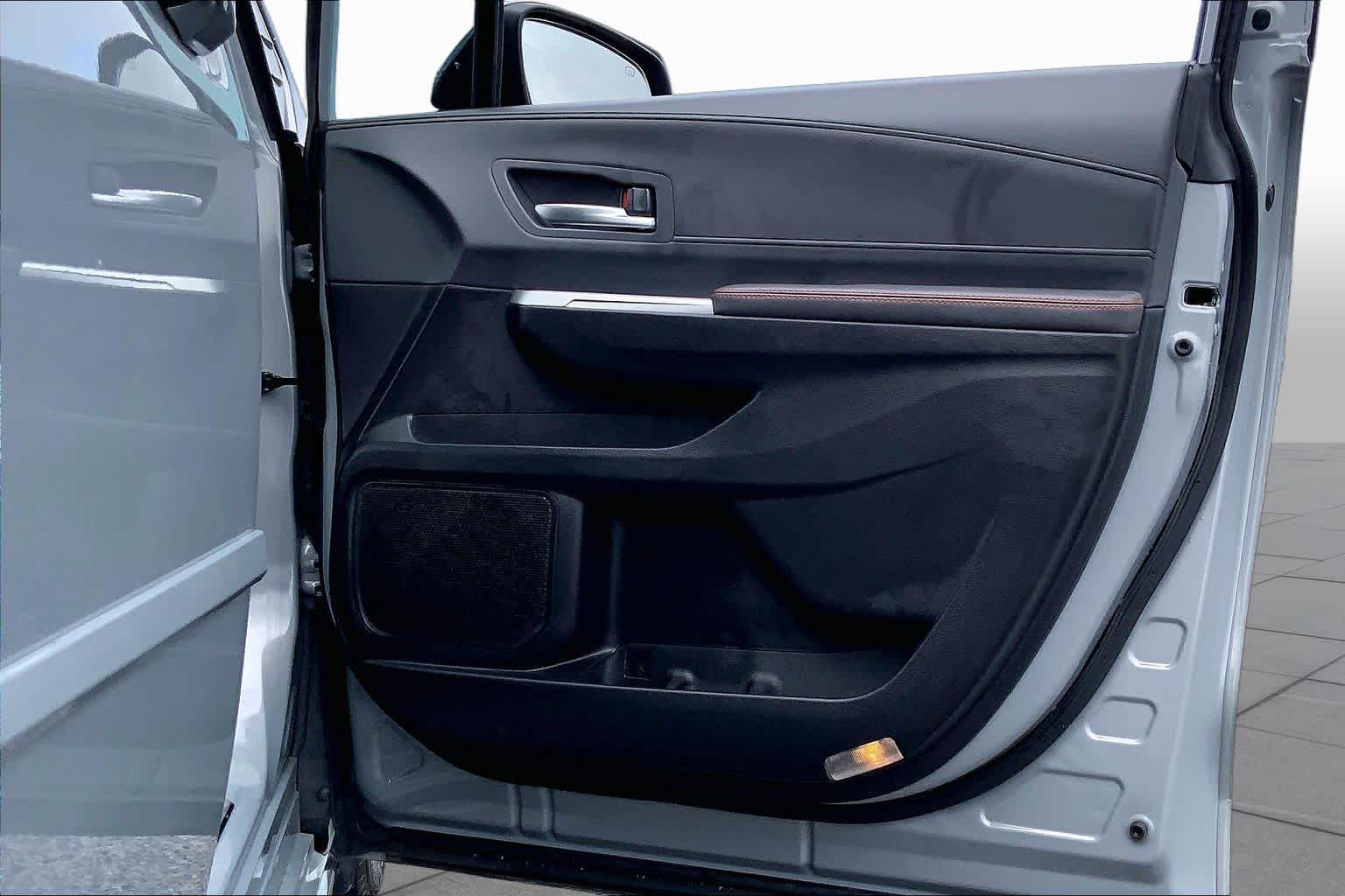 2024 Toyota Sienna photo 22 of 36