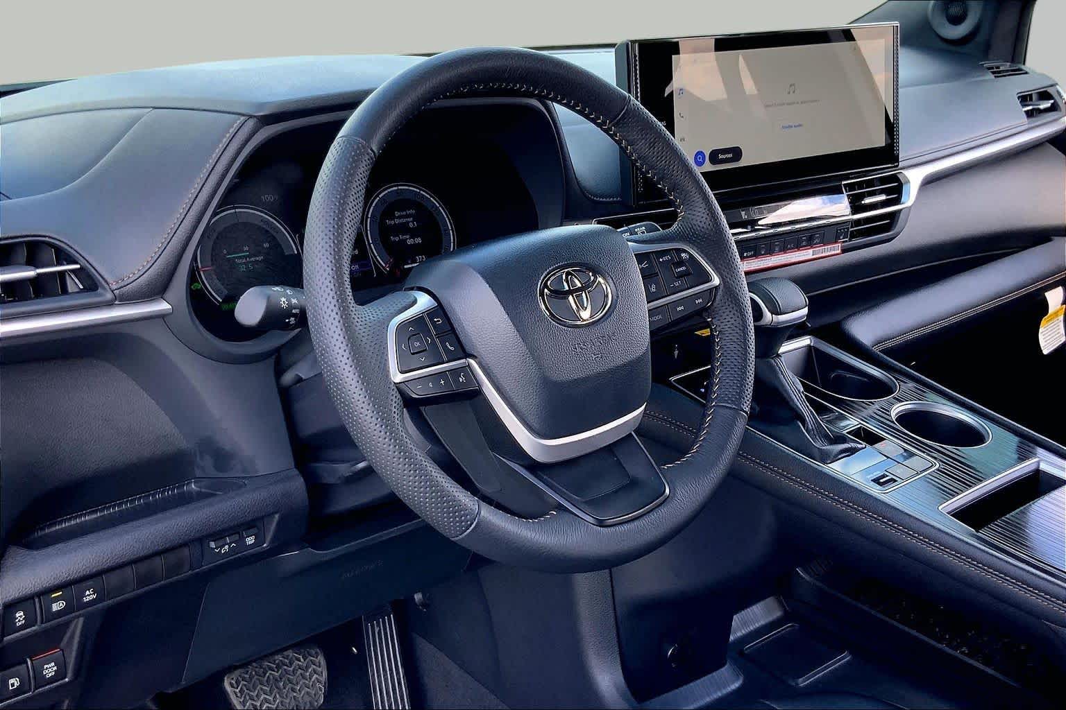 2026 Toyota Sienna Woodland Edition Ice Cap at Group 1 Toyota Southwest