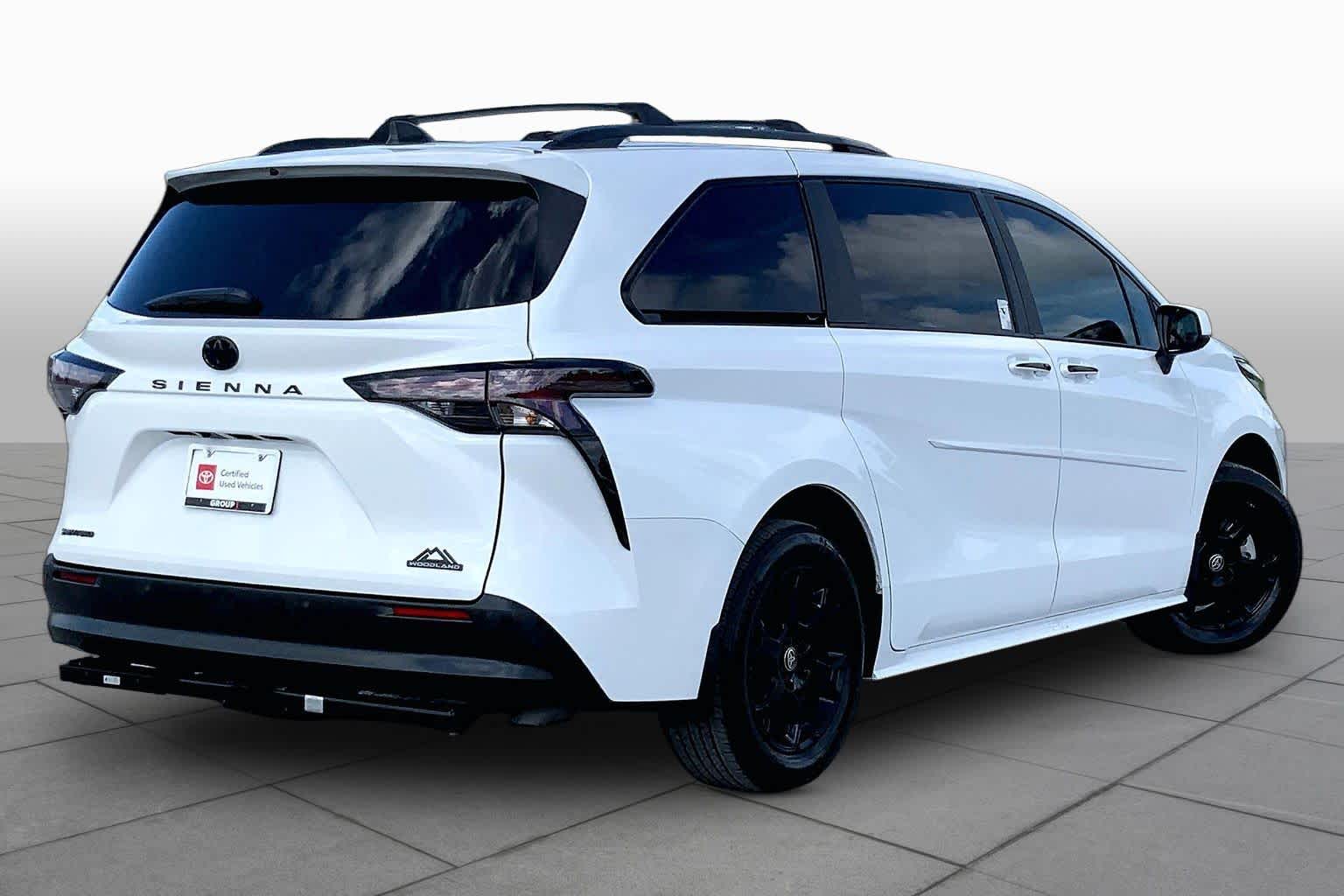 2026 Toyota Sienna Woodland Edition Ice Cap at Group 1 Toyota Southwest