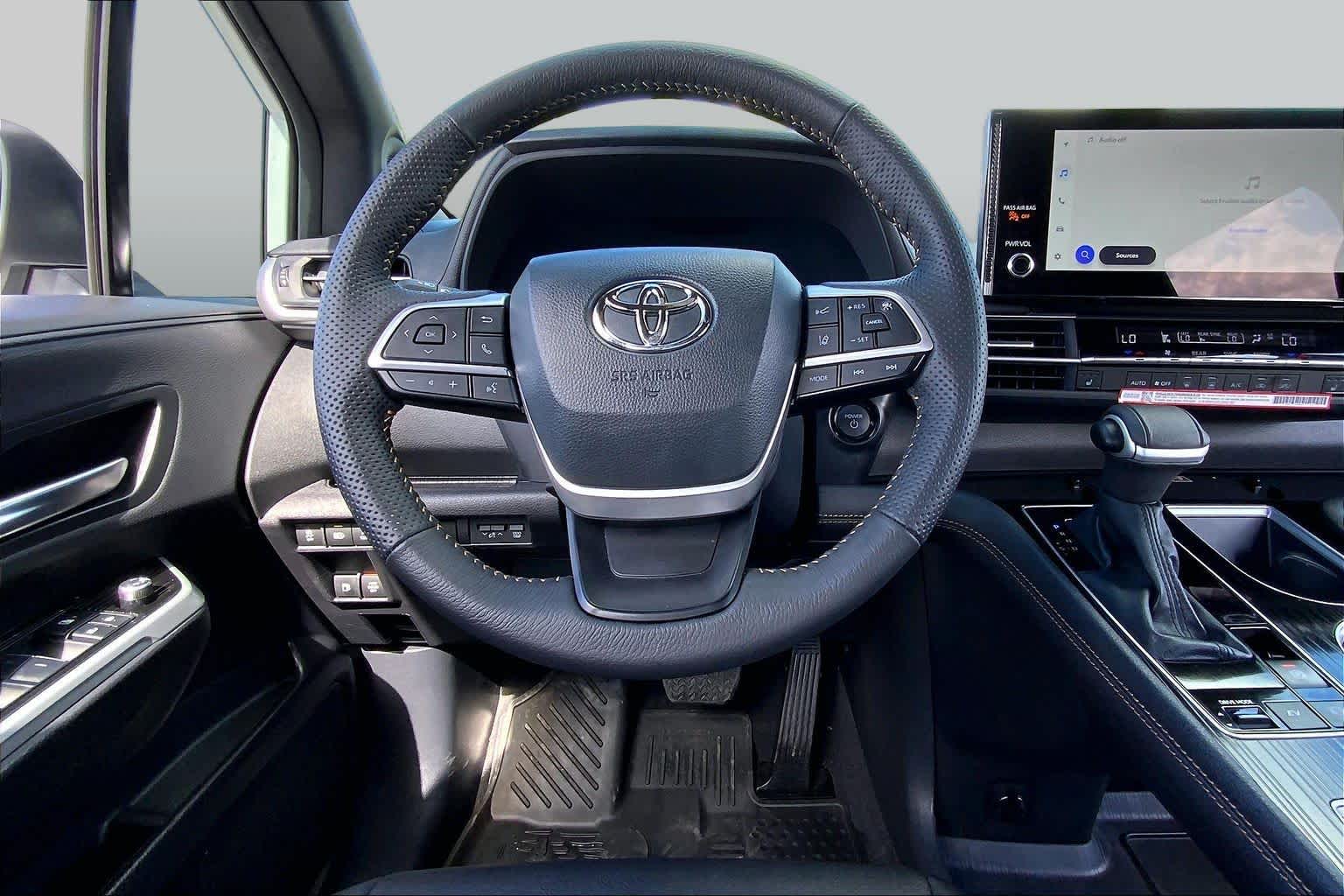 2026 Toyota Sienna Woodland Edition Ice Cap at Group 1 Toyota Southwest