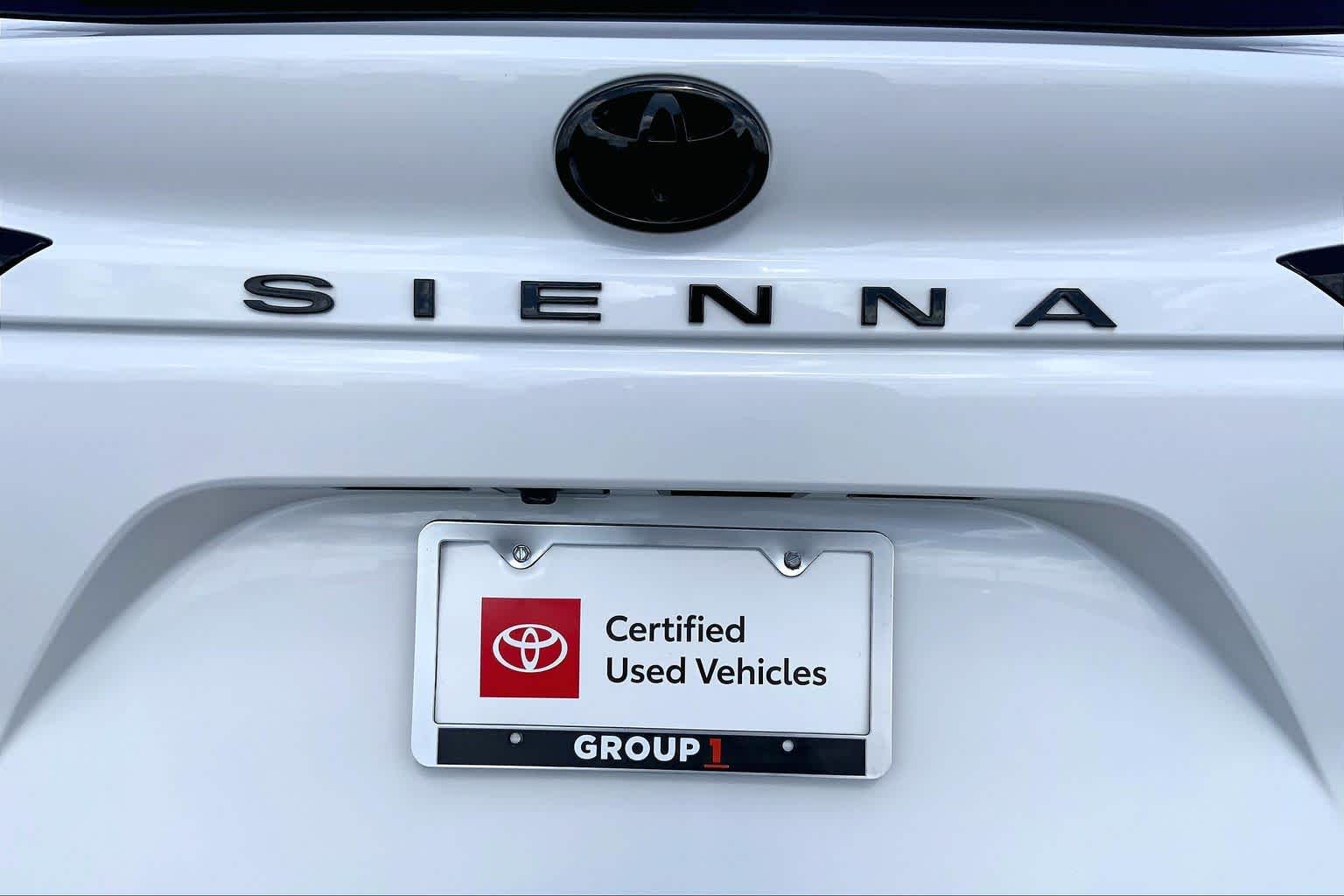 2026 Toyota Sienna Woodland Edition Ice Cap at Group 1 Toyota Southwest