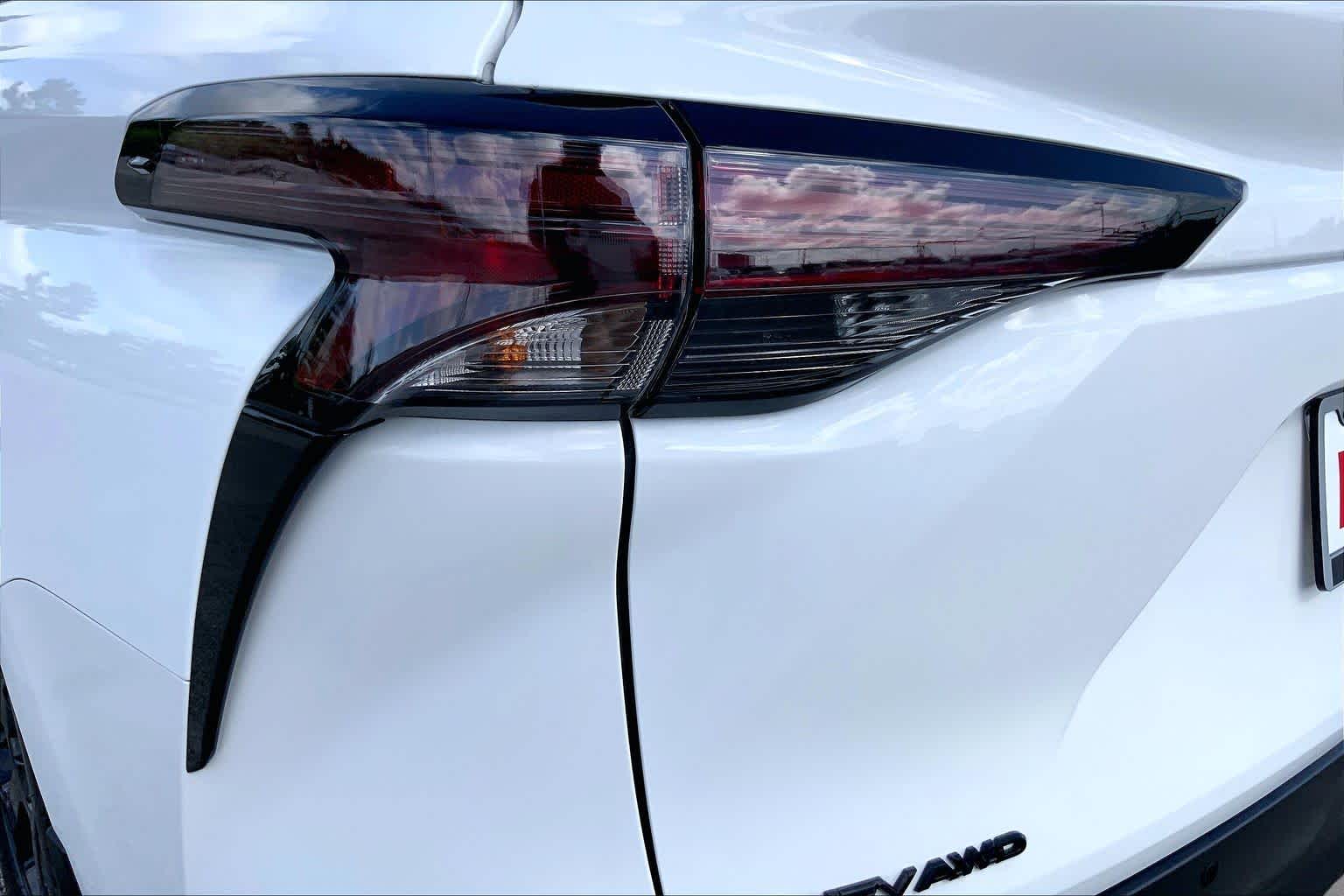 2026 Toyota Sienna Woodland Edition Ice Cap at Group 1 Toyota Southwest