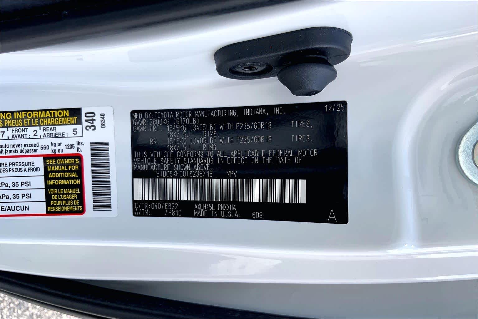 2026 Toyota Sienna Woodland Edition Ice Cap at Group 1 Toyota Southwest