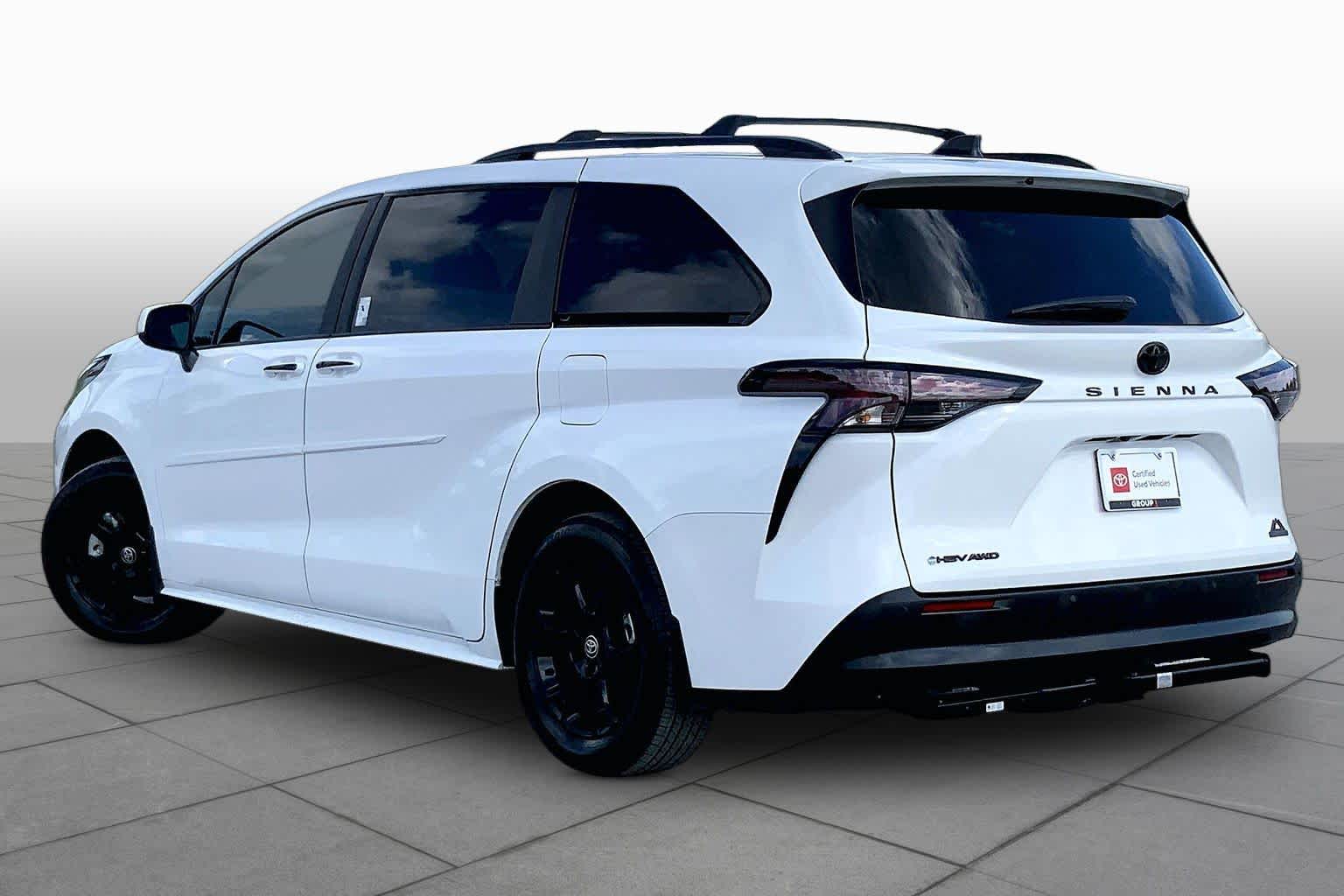 2026 Toyota Sienna Woodland Edition Ice Cap at Group 1 Toyota Southwest