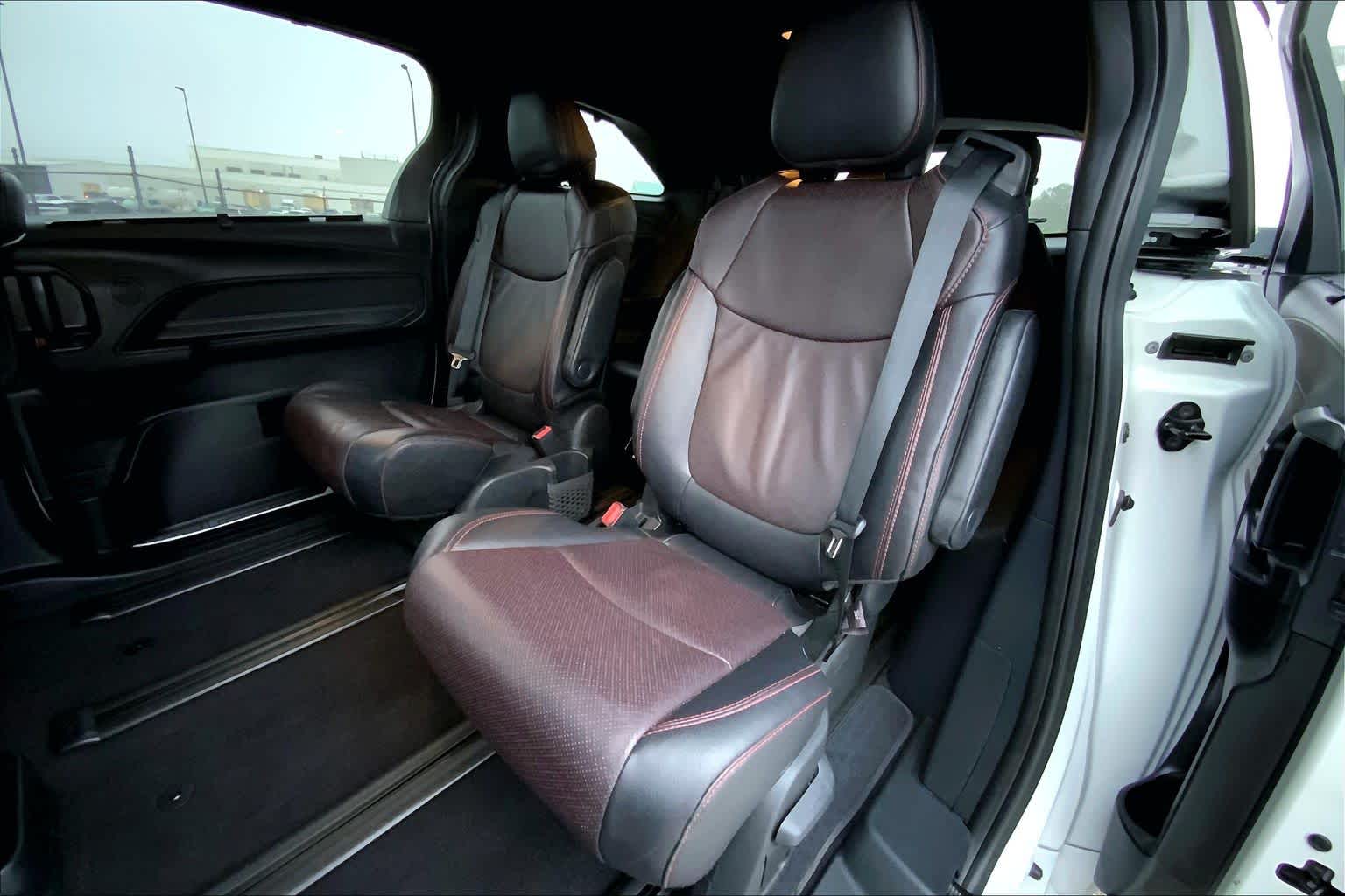 2025 Toyota Sienna XSE Ice Cap at Group 1 Toyota Southwest