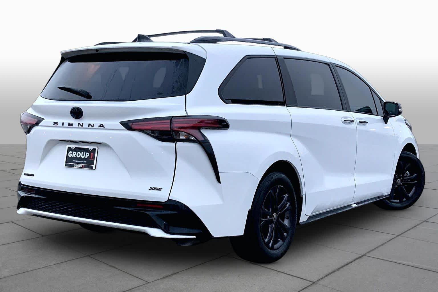 2025 Toyota Sienna XSE Ice Cap at Group 1 Toyota Southwest