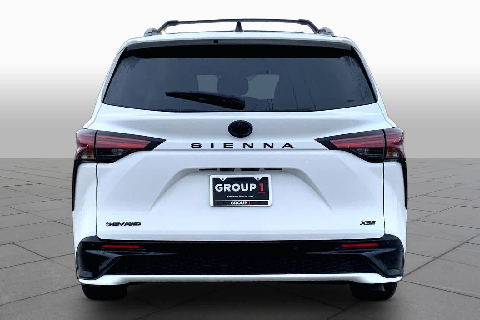 2025 Toyota Sienna XSE Ice Cap at Group 1 Toyota Southwest