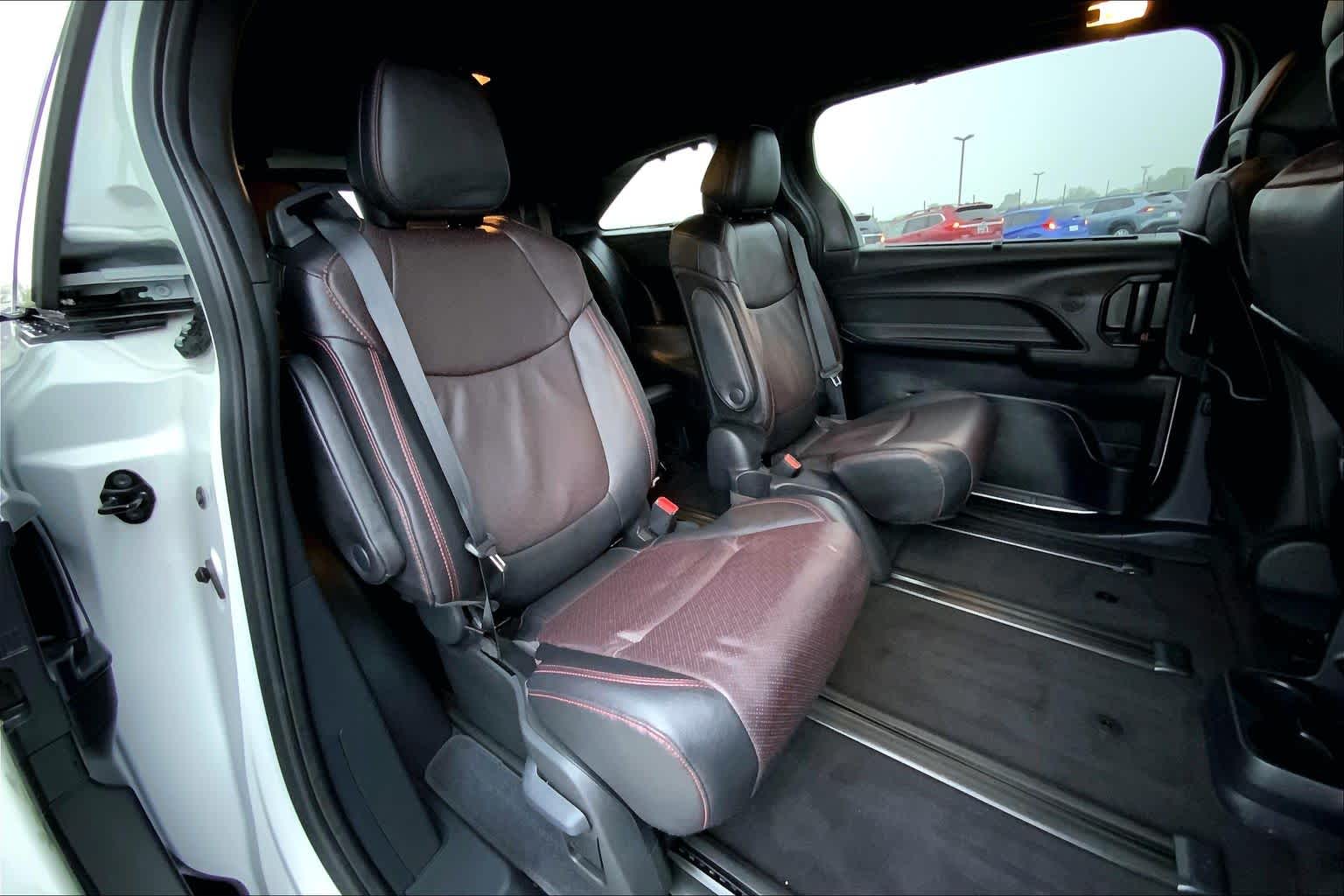 2025 Toyota Sienna XSE Ice Cap at Group 1 Toyota Southwest