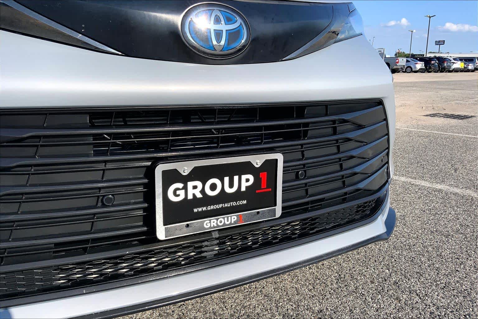 2024 Toyota Sienna Woodland Edition Cement at Group 1 Toyota Southwest