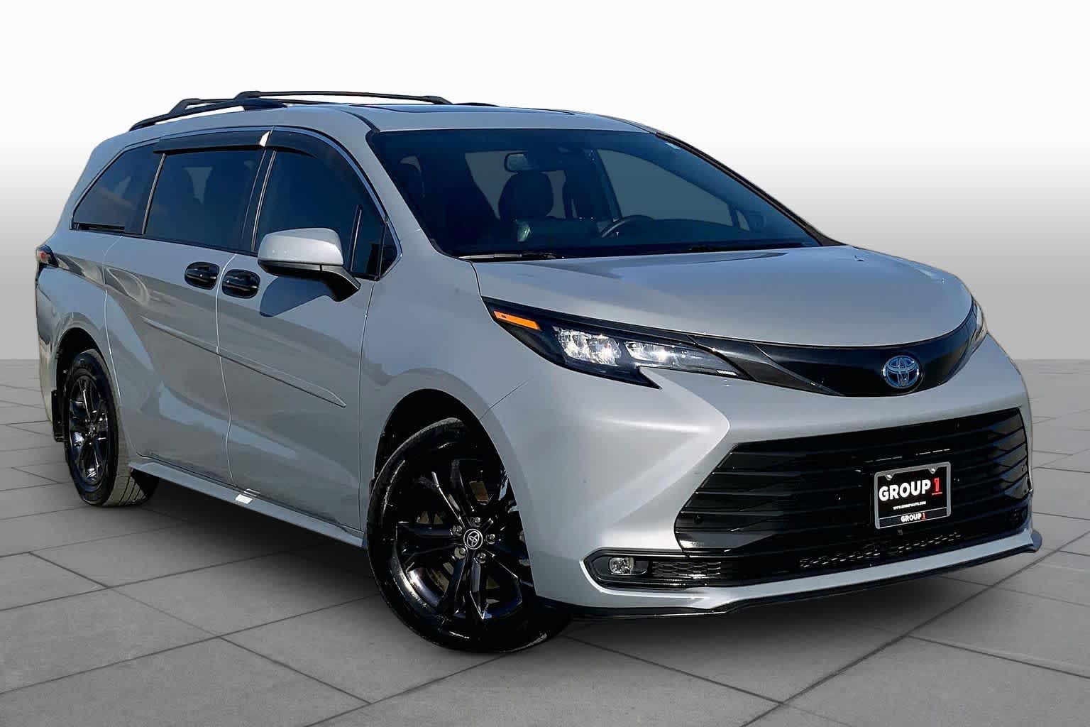 2024 Toyota Sienna Woodland Edition Cement at Group 1 Toyota Southwest