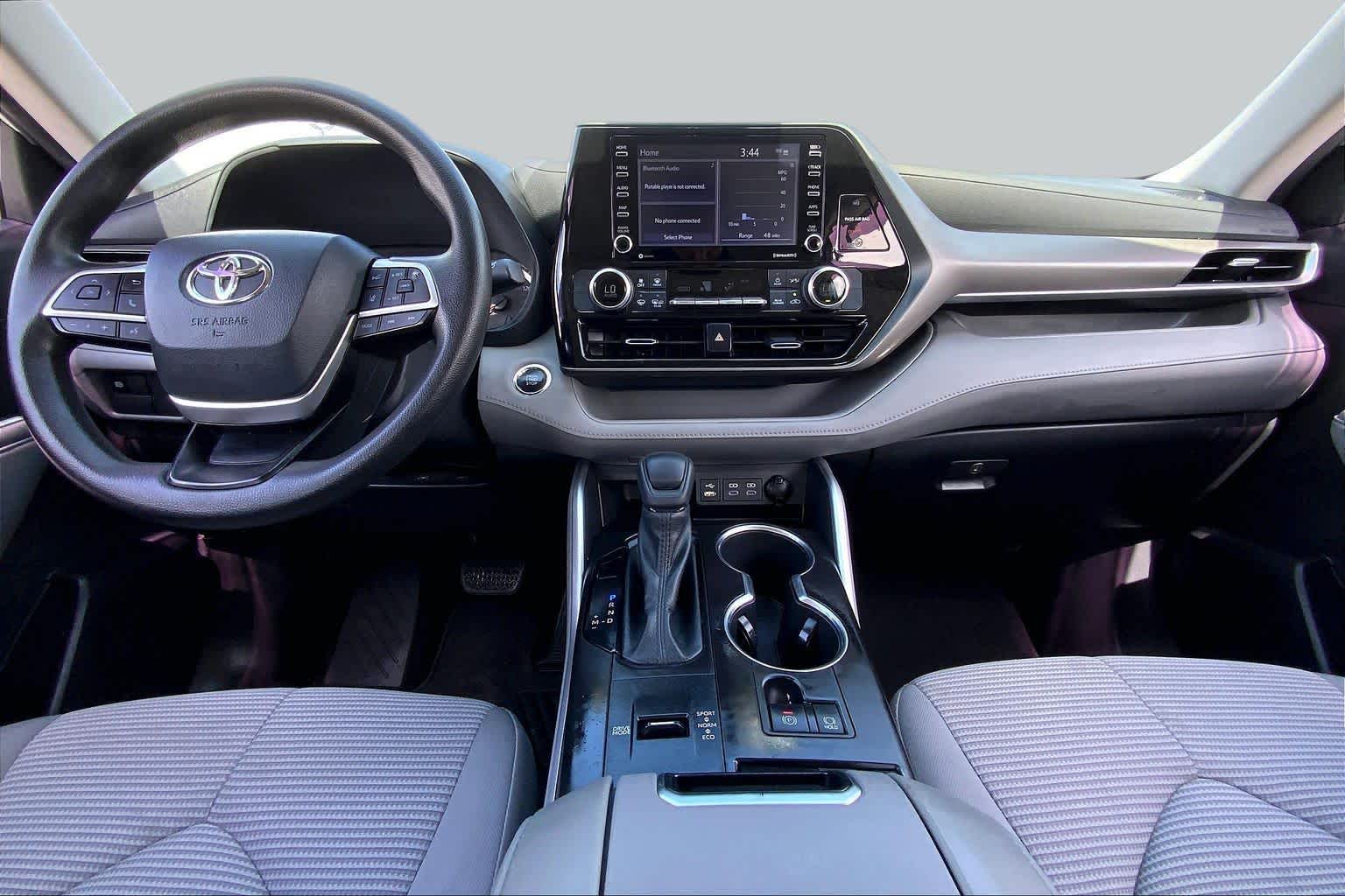 2022 Toyota Highlander L Wind Chill Pearl at AutoNation USA Houston