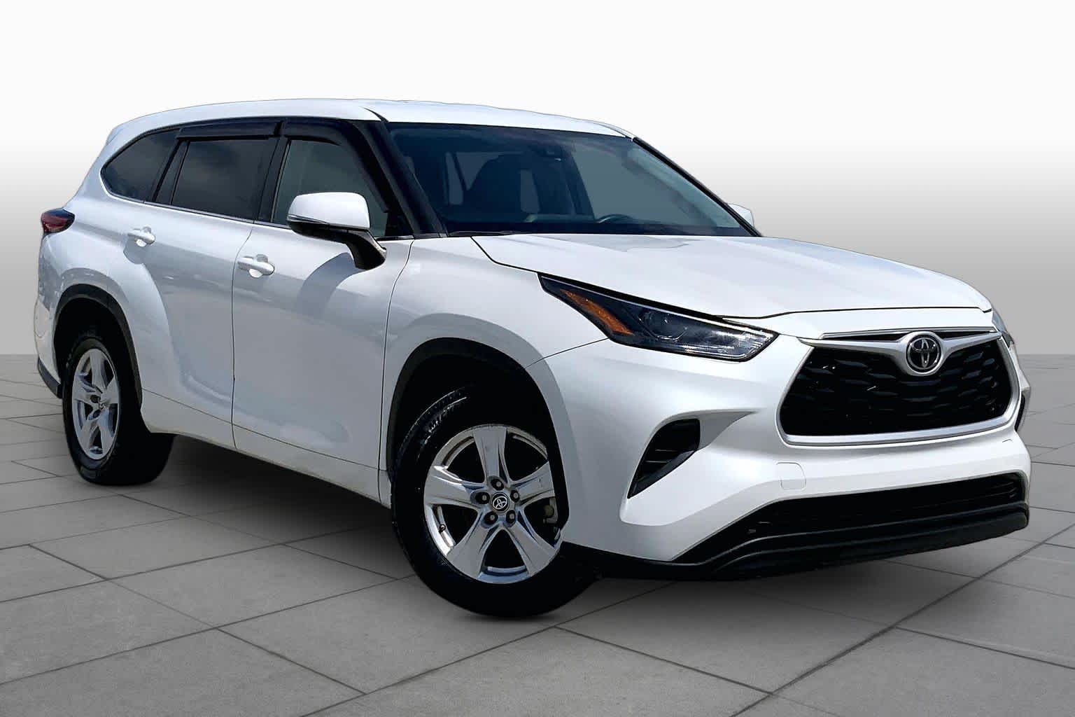 2022 Toyota Highlander L Wind Chill Pearl at AutoNation USA Houston