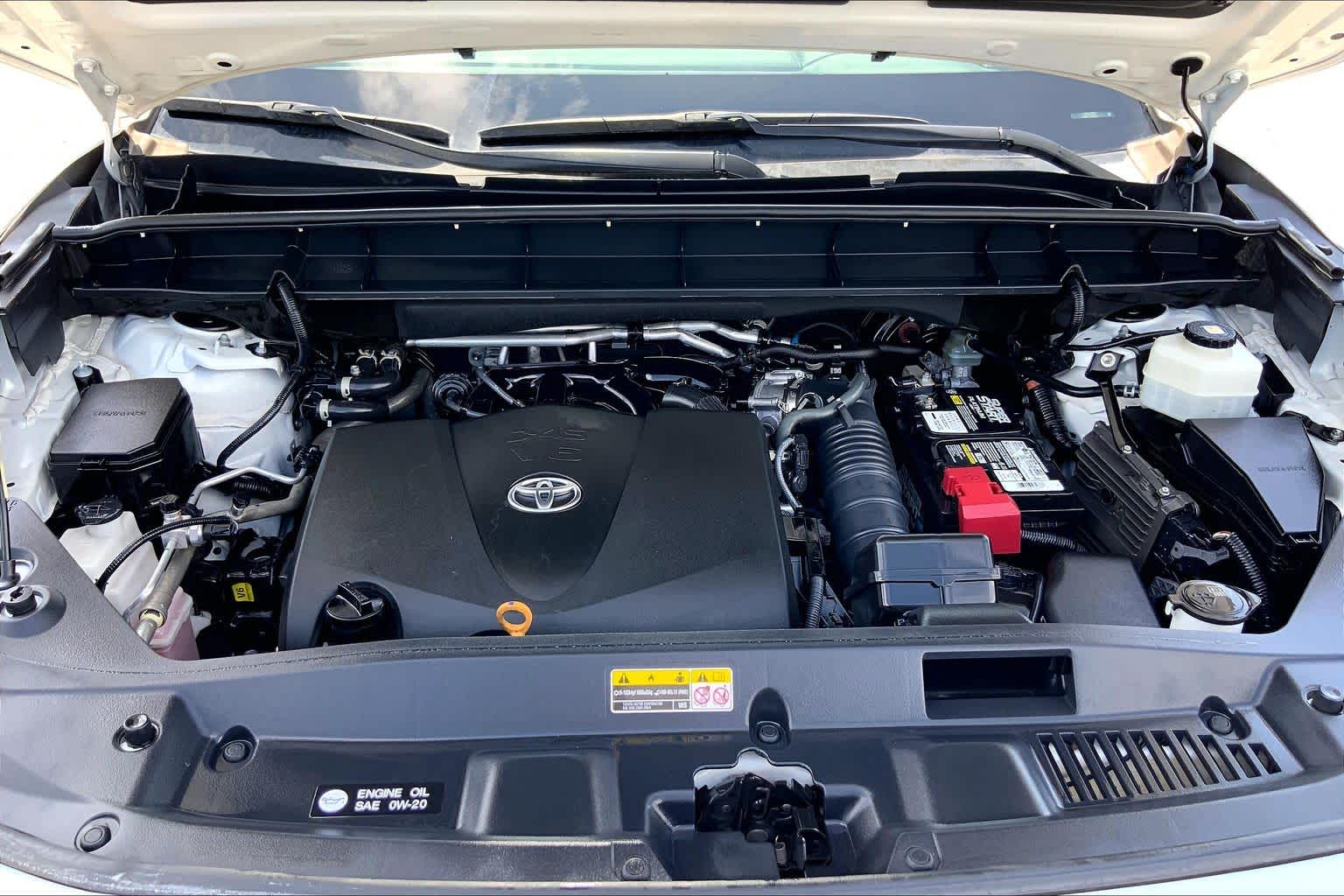2022 Toyota Highlander L Wind Chill Pearl at AutoNation USA Houston