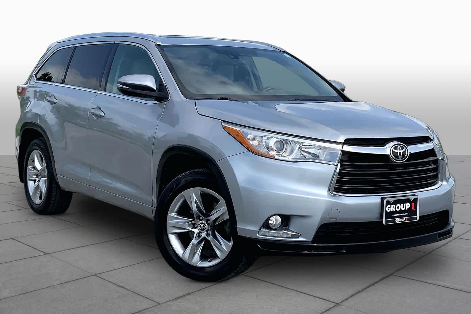 2016 Toyota Highlander Limited Platinum Silver Sky Metallic at AutoNation USA Houston