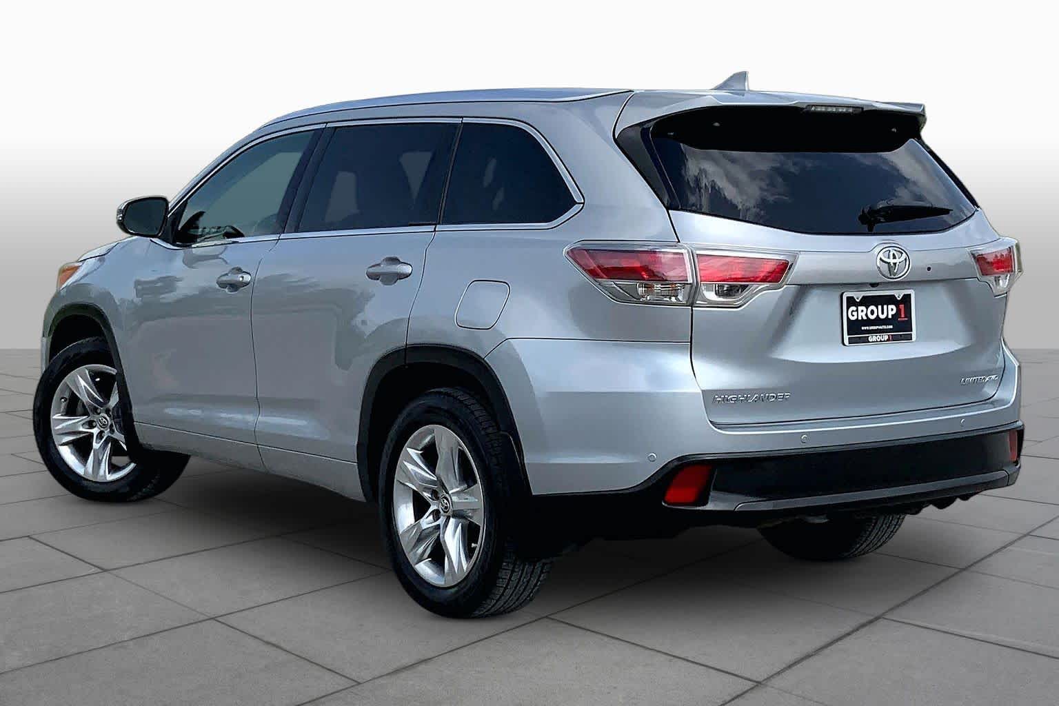 2016 Toyota Highlander Limited Platinum Silver Sky Metallic at AutoNation USA Houston