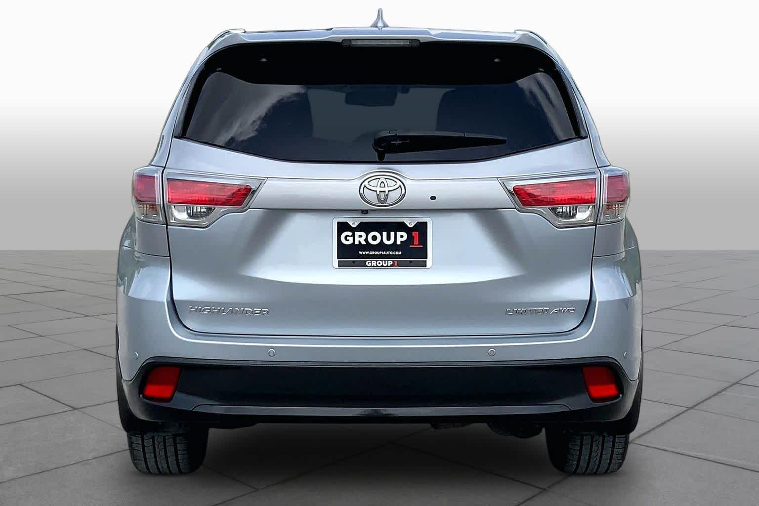 2016 Toyota Highlander Limited Platinum Silver Sky Metallic at AutoNation USA Houston