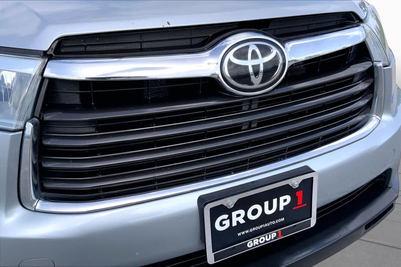 2016 Toyota Highlander Limited Platinum Silver Sky Metallic at AutoNation USA Houston