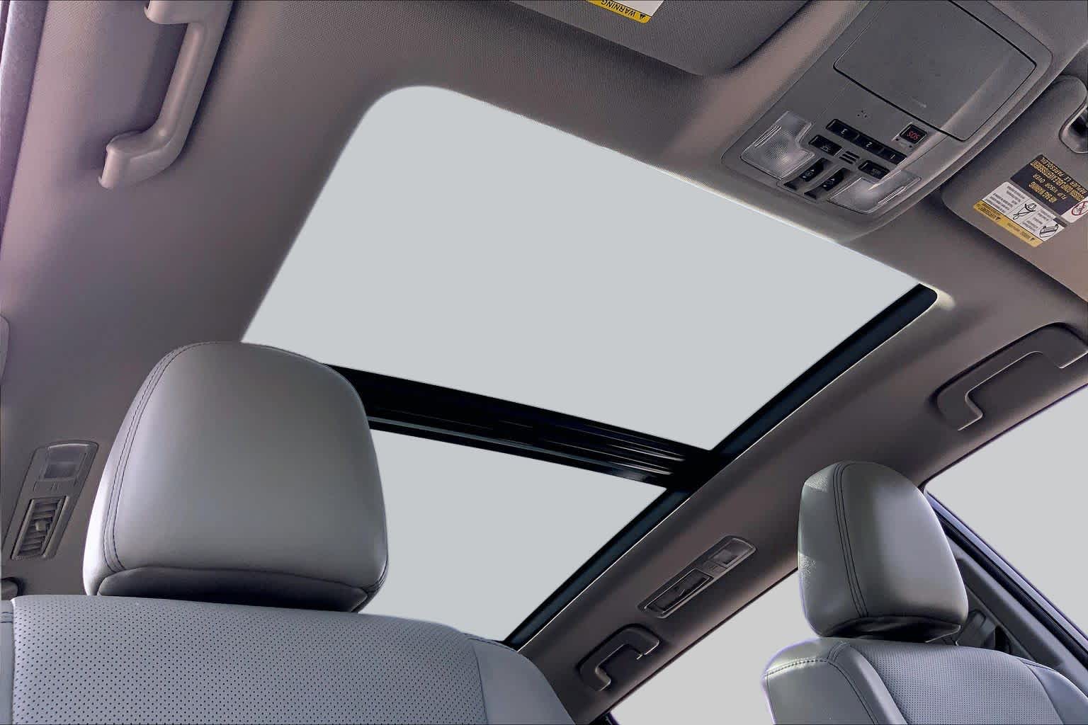 2016 Toyota Highlander Limited Platinum Silver Sky Metallic at AutoNation USA Houston