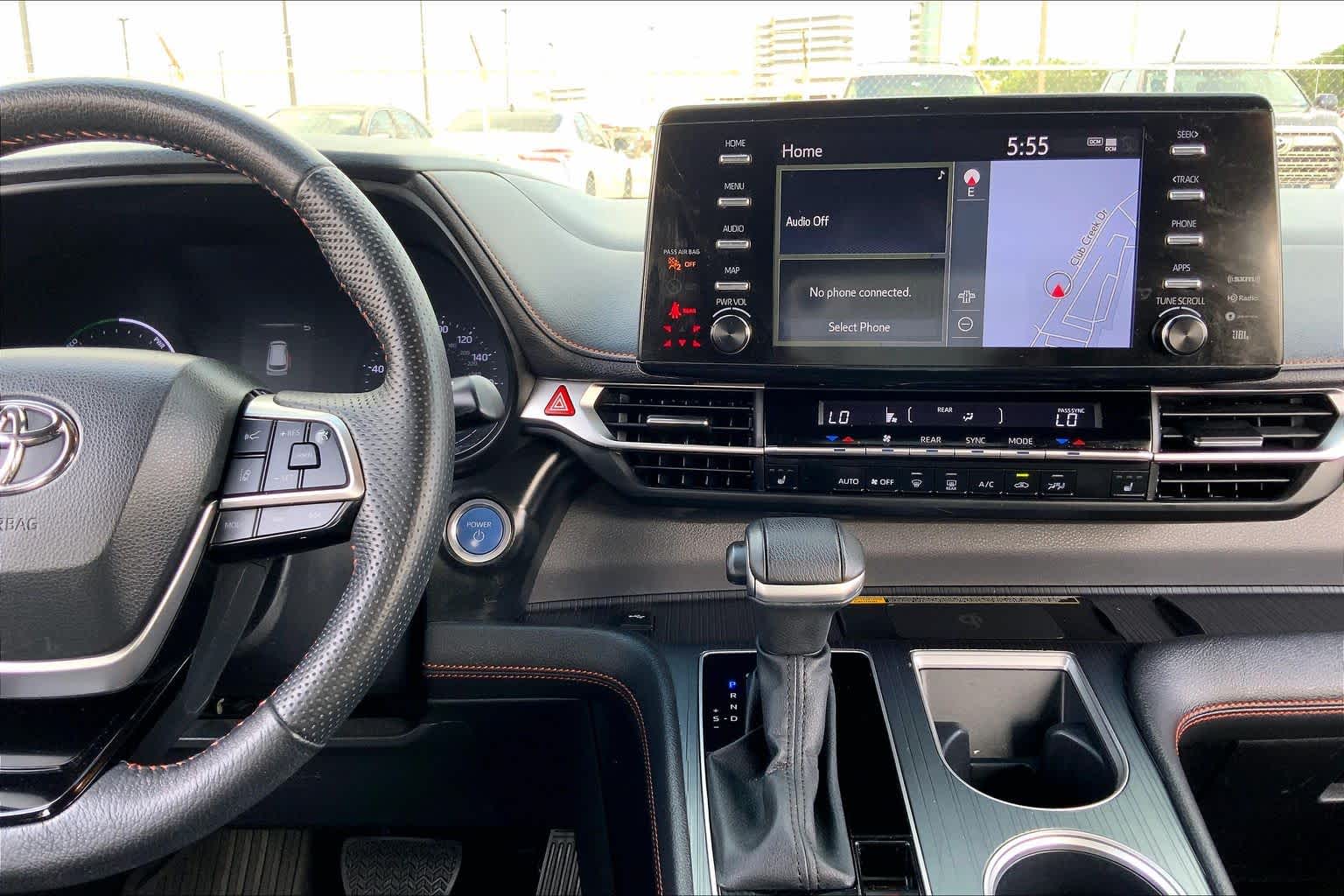 2023 Toyota Sienna XSE Ice Cap at Group 1 Toyota Southwest