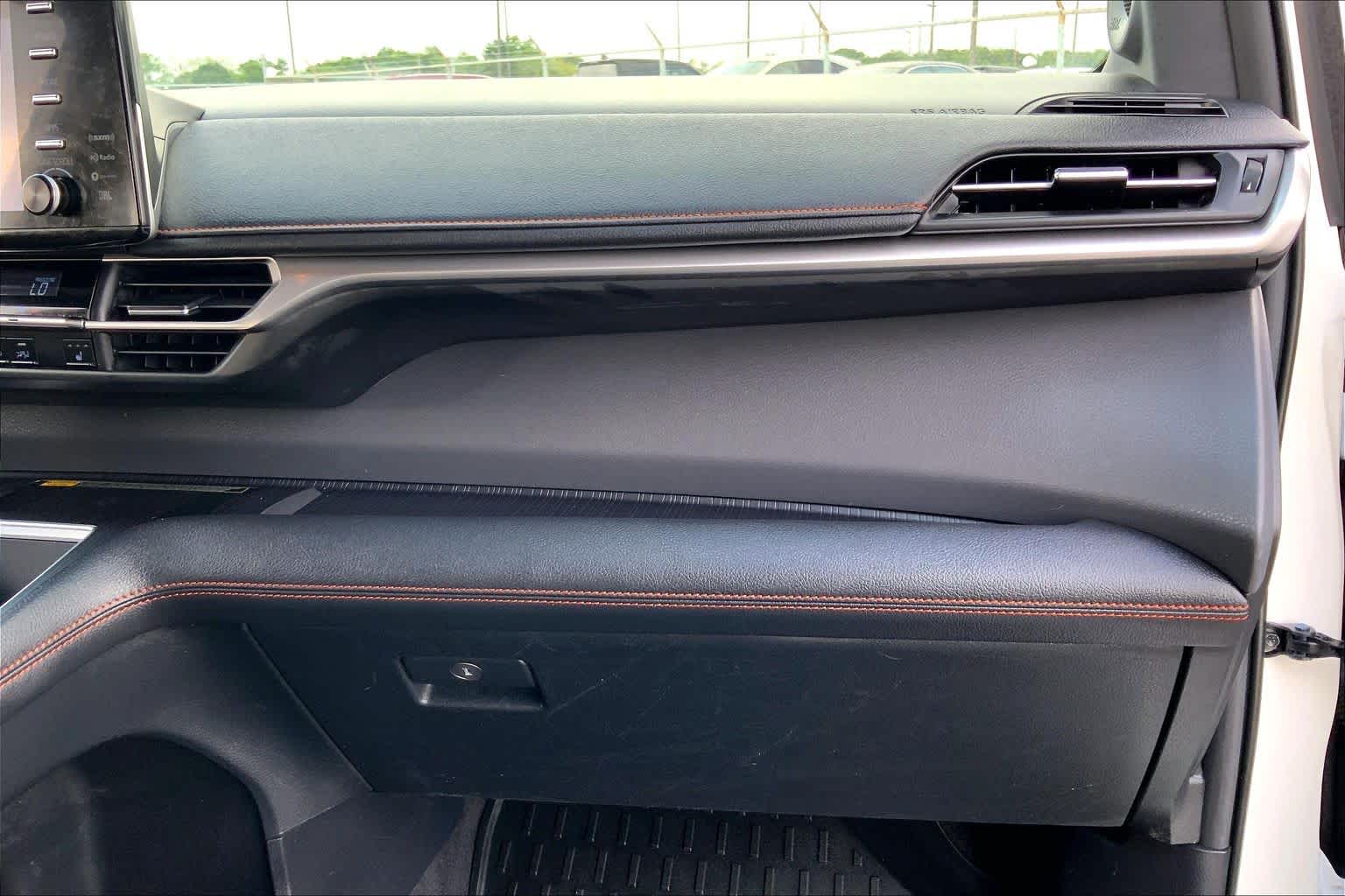 2023 Toyota Sienna XSE Ice Cap at Group 1 Toyota Southwest