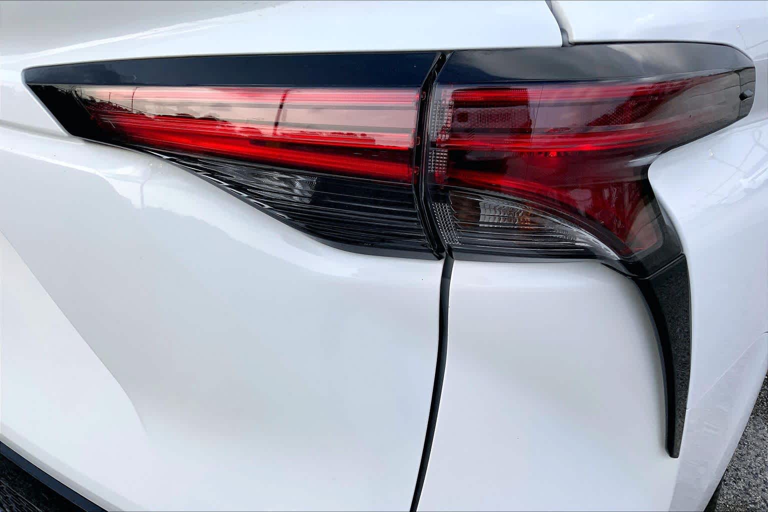 2023 Toyota Sienna XSE Ice Cap at Group 1 Toyota Southwest