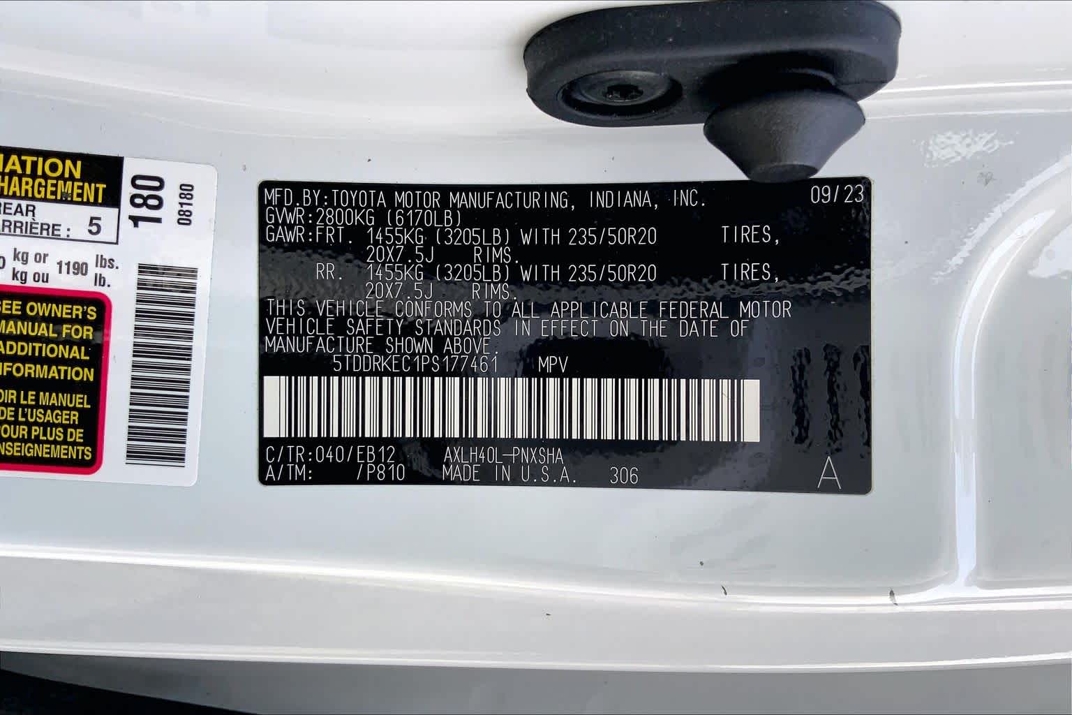 2023 Toyota Sienna XSE Ice Cap at Group 1 Toyota Southwest