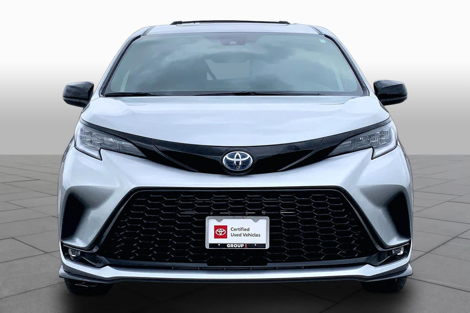 2025 Toyota Sienna XSE Celestial Silver Metallic at Group 1 Toyota Southwest