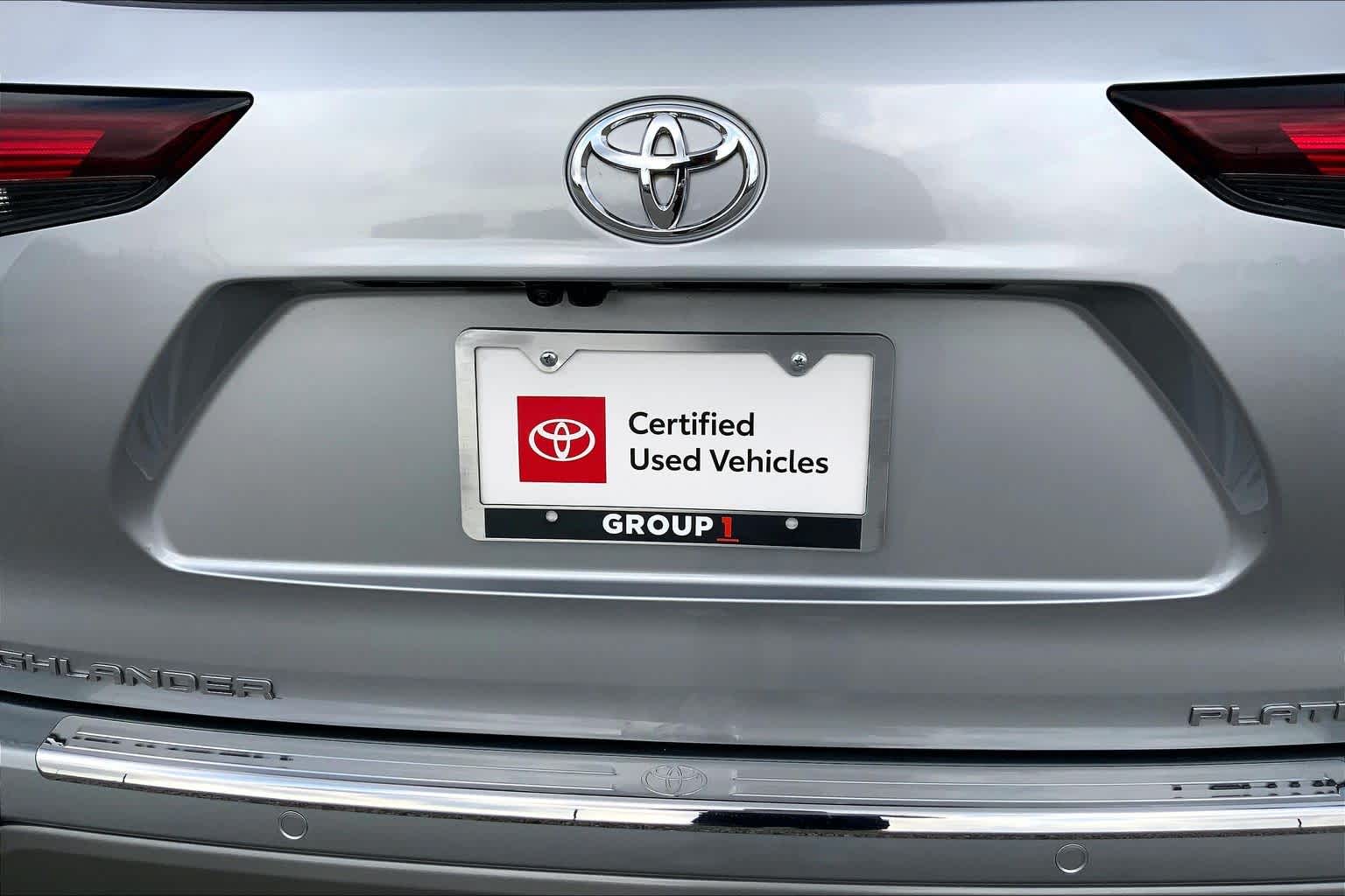 2025 Toyota Highlander Hybrid Platinum Celestial Silver Metallic at AutoNation USA Houston