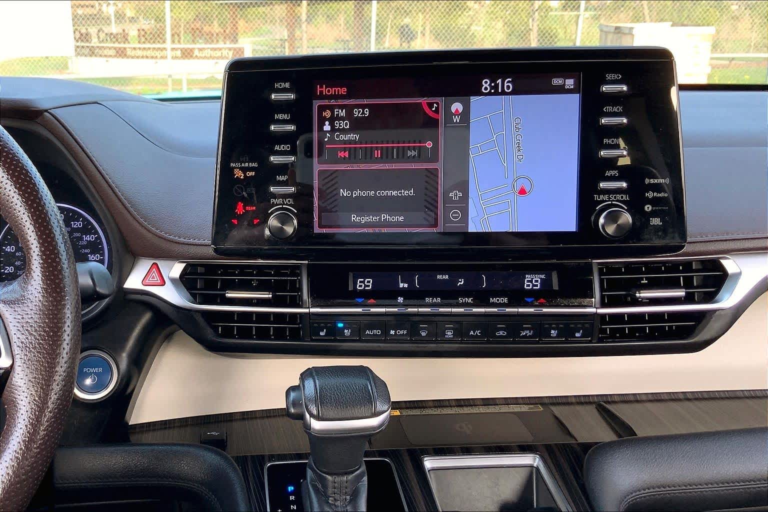 2021 Toyota Sienna Platinum Ruby Flare Pearl at Westside Kia