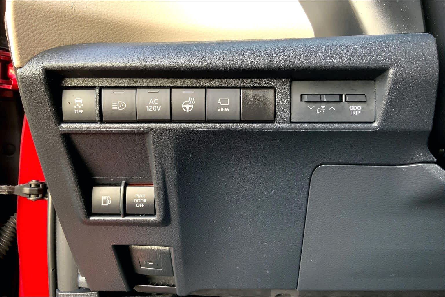 2021 Toyota Sienna Platinum Ruby Flare Pearl at Westside Kia