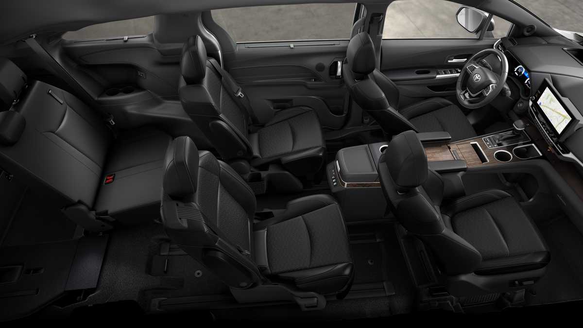 2026 Toyota Sienna photo 22 of 30