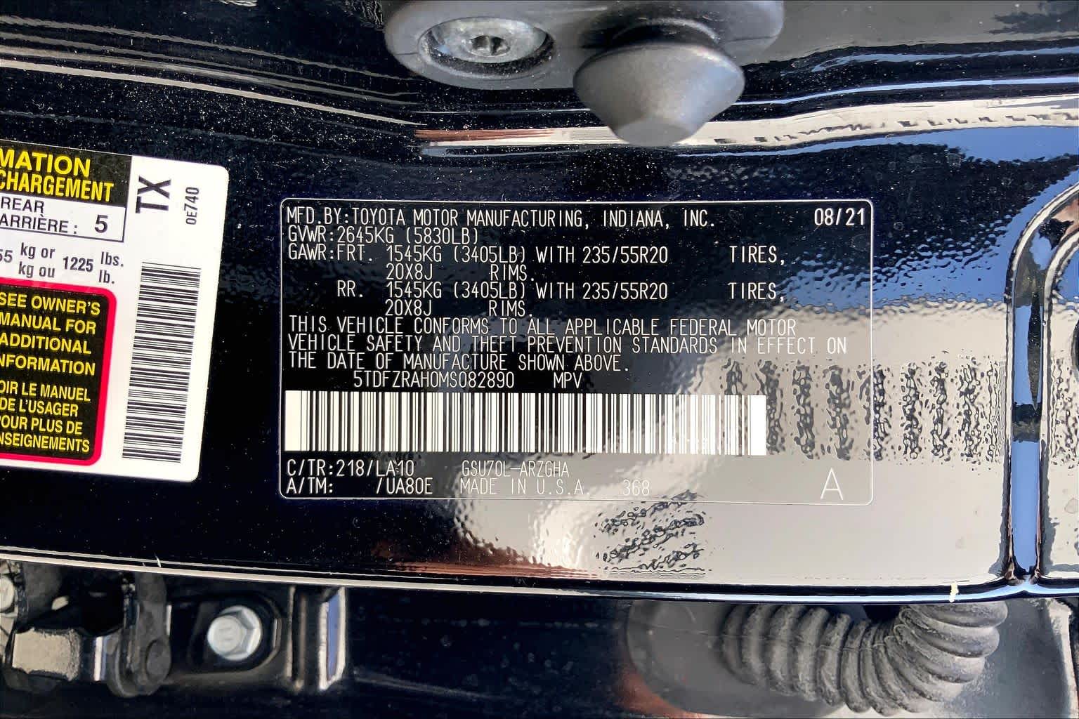2021 Toyota Highlander Platinum Midnight Black Metallic at HGreg Houston