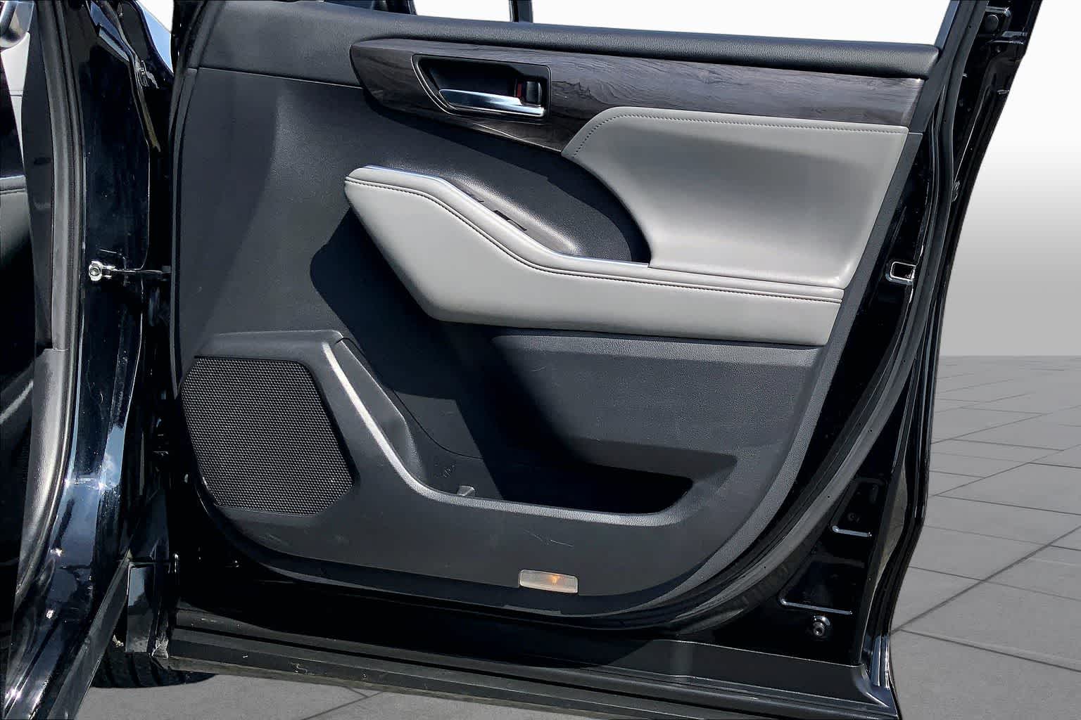 2021 Toyota Highlander Platinum Midnight Black Metallic at Group 1 Toyota Southwest