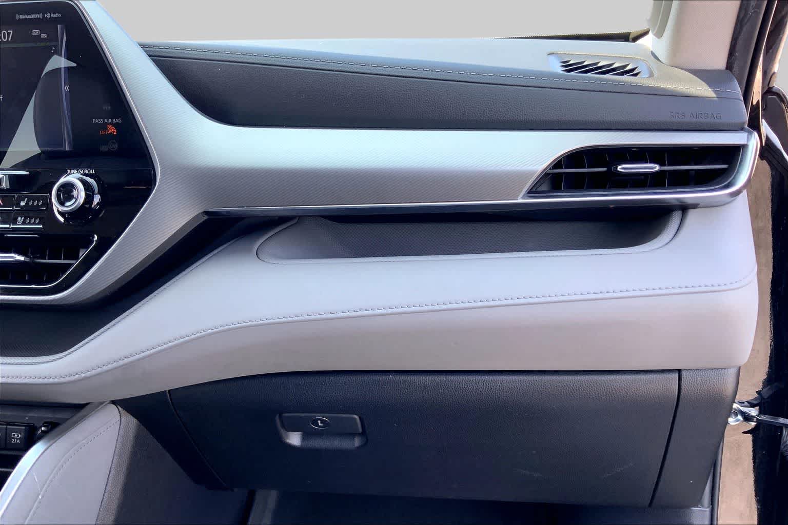 2021 Toyota Highlander Platinum Midnight Black Metallic at Group 1 Toyota Southwest