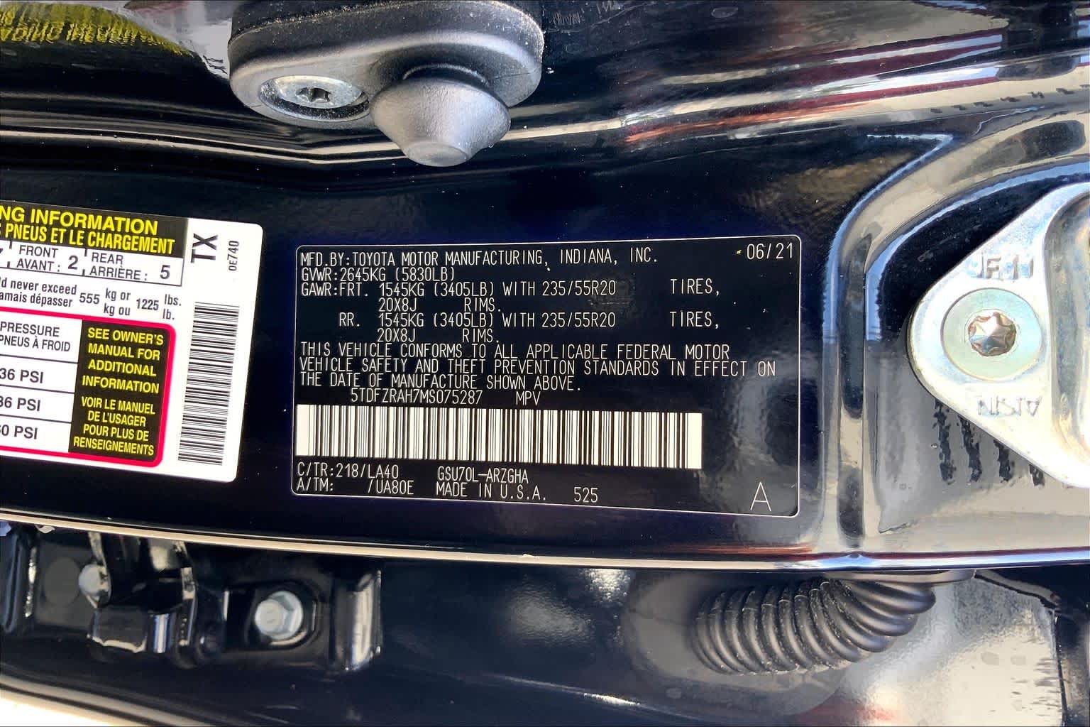 2021 Toyota Highlander Platinum Midnight Black Metallic at HGreg Houston