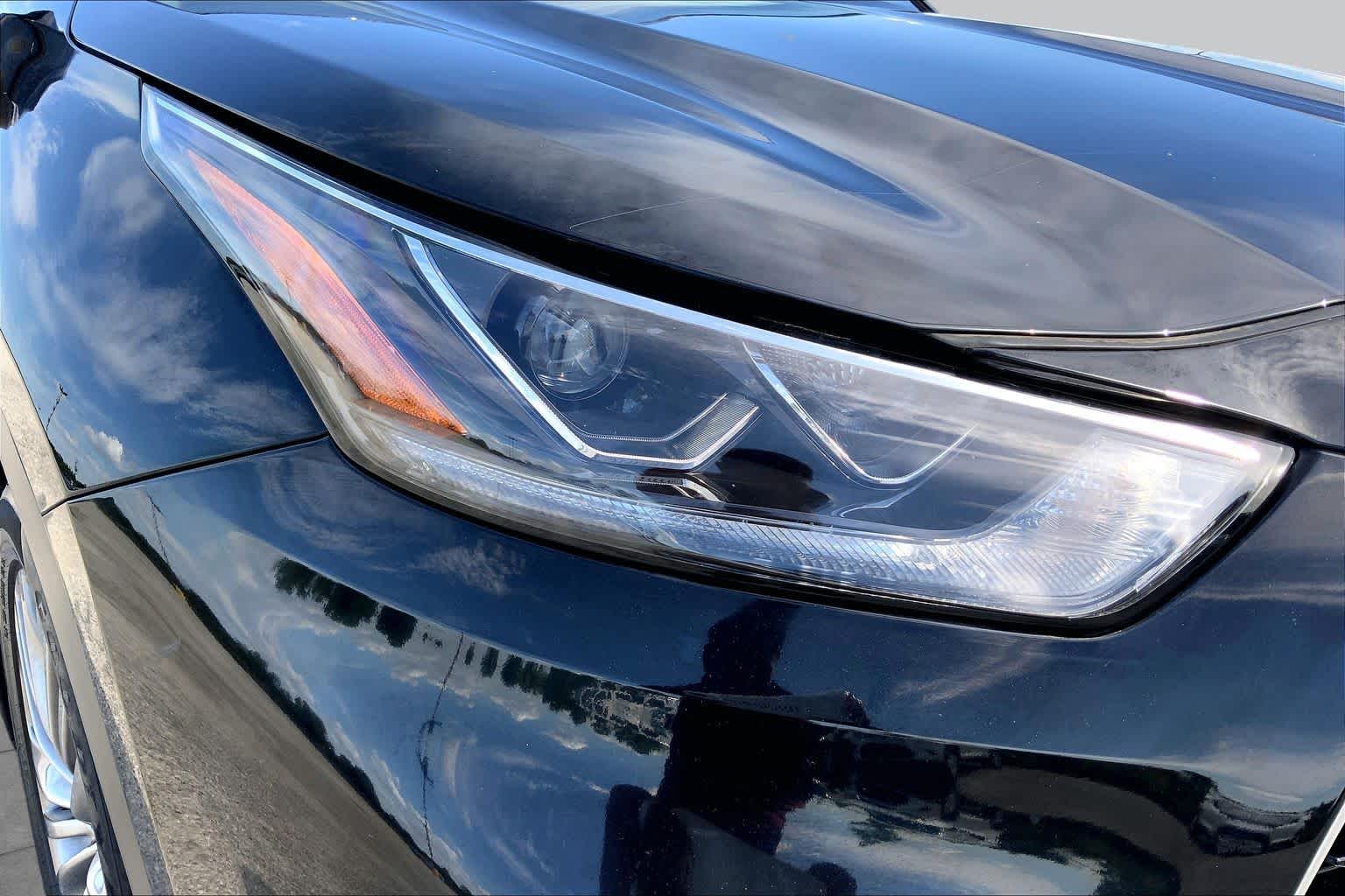 2021 Toyota Highlander Platinum Midnight Black Metallic at HGreg Houston