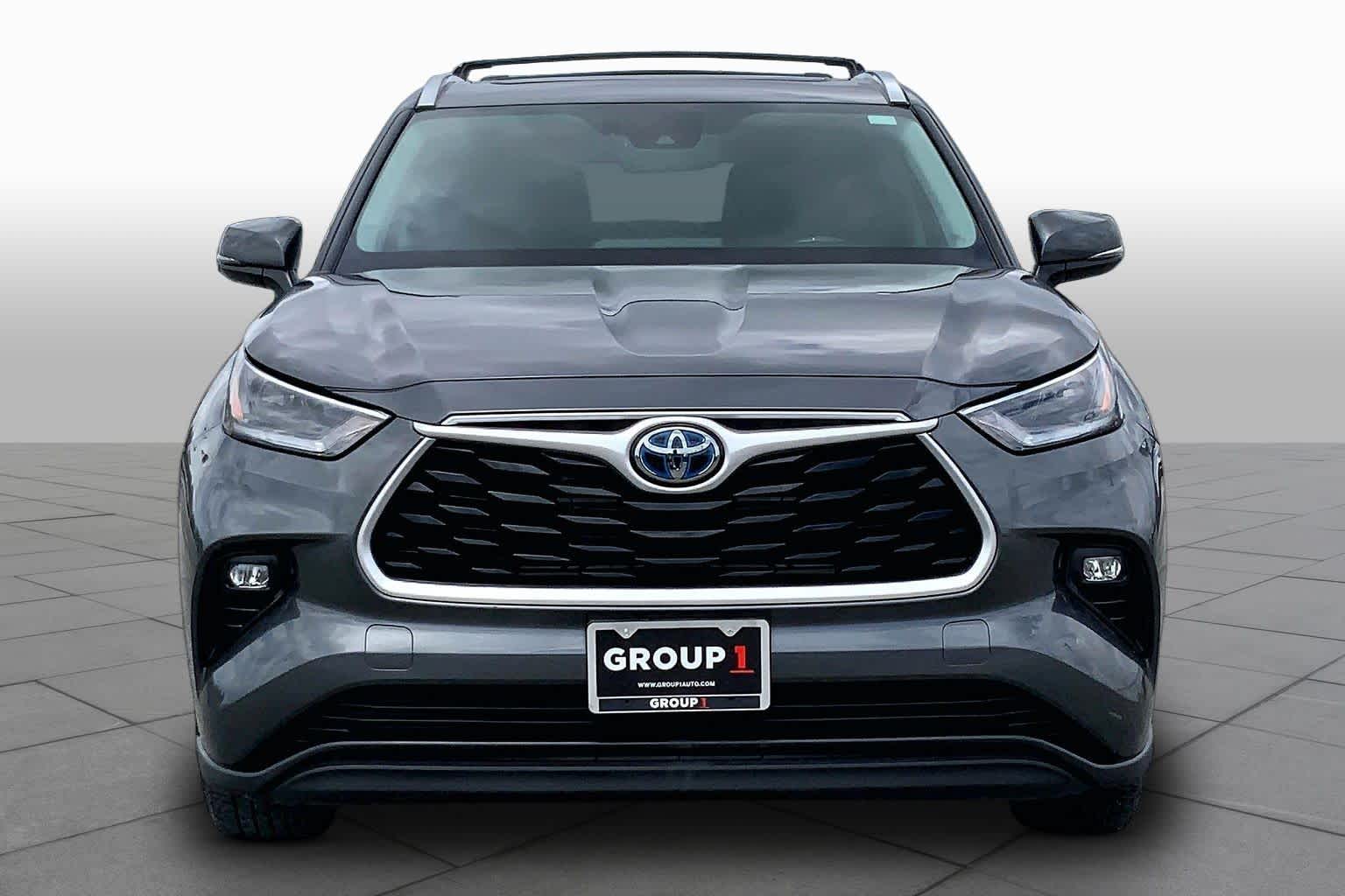 2021 Toyota Highlander Hybrid XLE Magnetic Gray Metallic at HGreg Houston