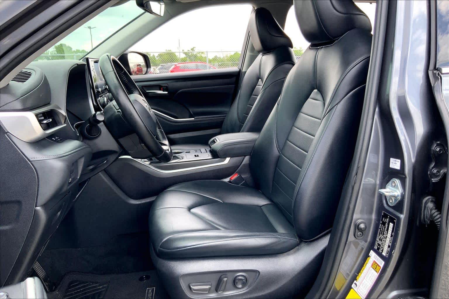 2021 Toyota Highlander Hybrid XLE Magnetic Gray Metallic at HGreg Houston