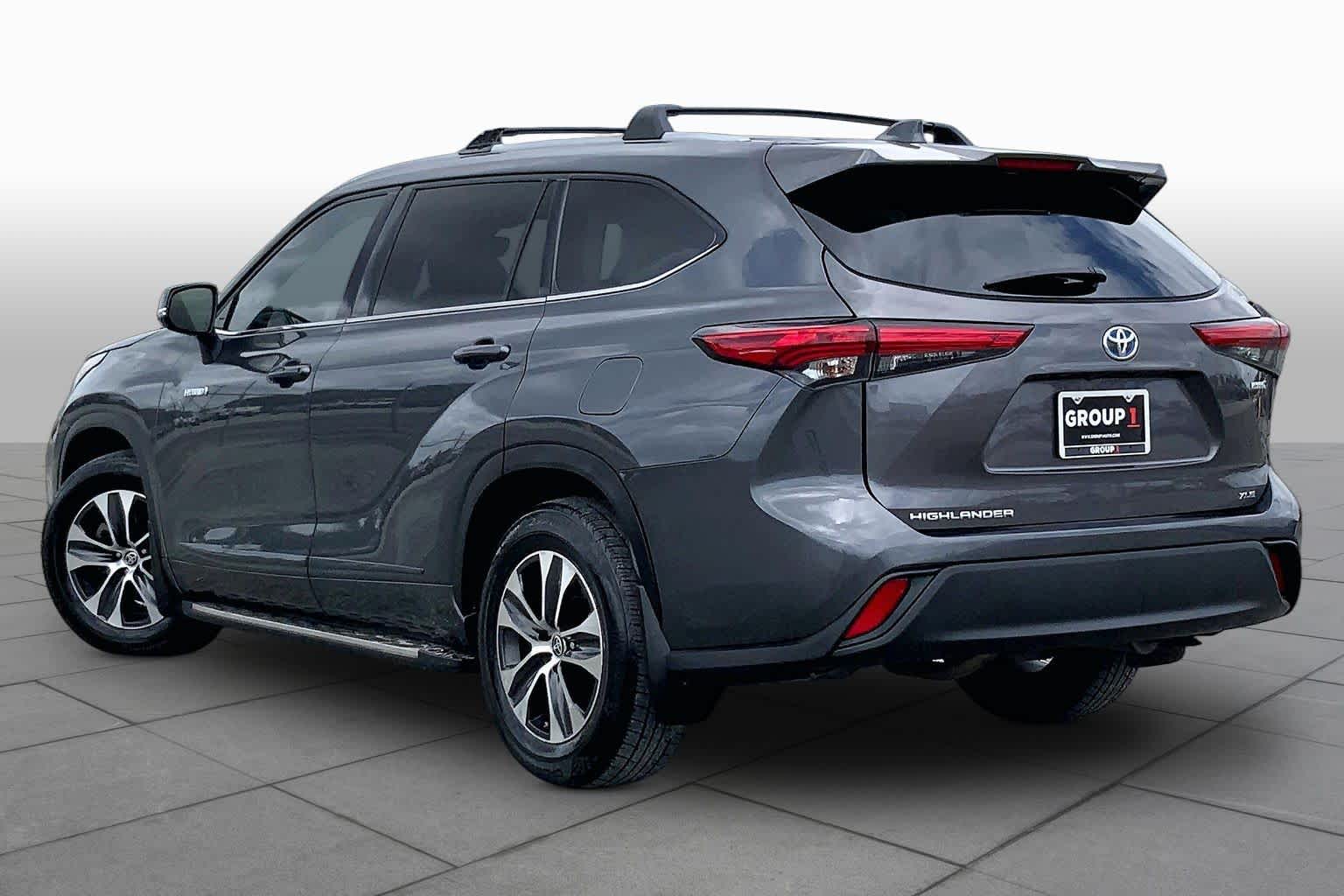 2021 Toyota Highlander Hybrid XLE Magnetic Gray Metallic at HGreg Houston