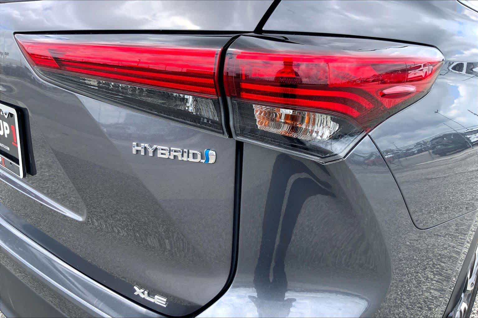 2021 Toyota Highlander Hybrid XLE Magnetic Gray Metallic at HGreg Houston