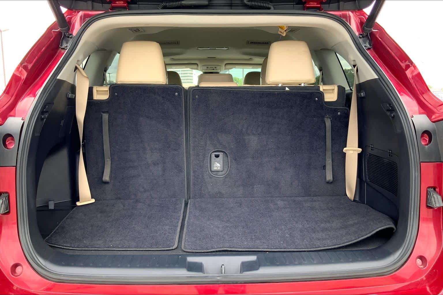 2021 Toyota Highlander XLE Ruby Flare Pearl at AutoNation Toyota Gulf Fwy