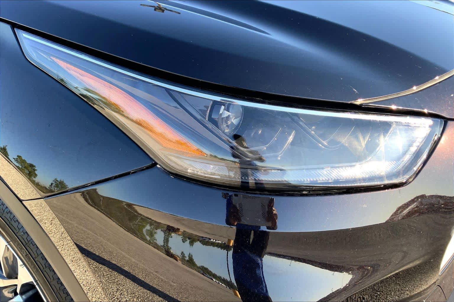 2022 Toyota Highlander photo 26 of 35