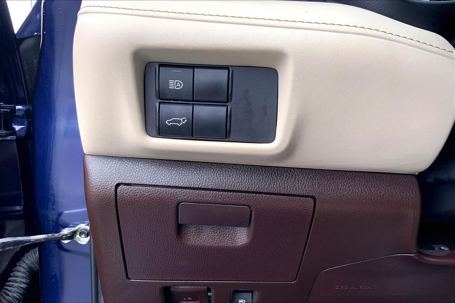 2022 Toyota Highlander XLE Blueprint at Group 1 Toyota Southwest