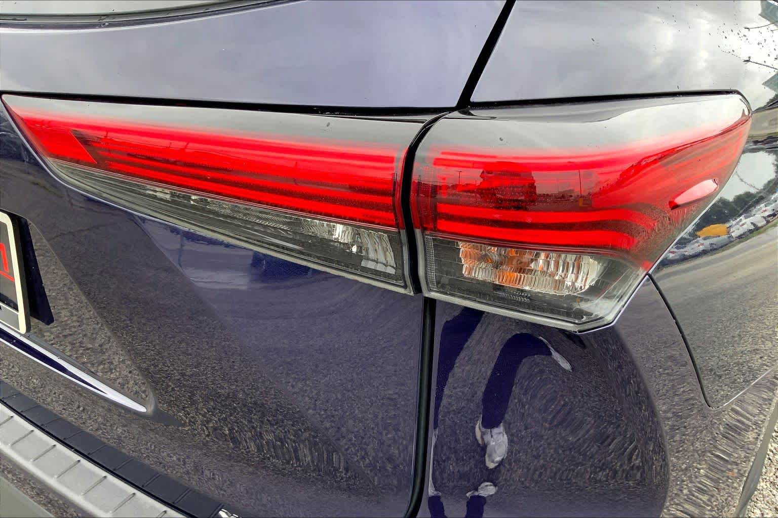 2022 Toyota Highlander XLE Blueprint at Group 1 Toyota Southwest