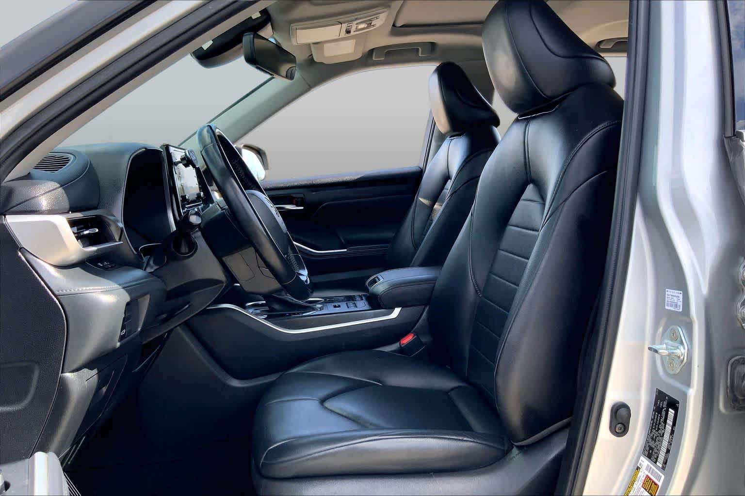 2022 Toyota Highlander XLE Celestial Silver Metallic at Lone Star Chevrolet