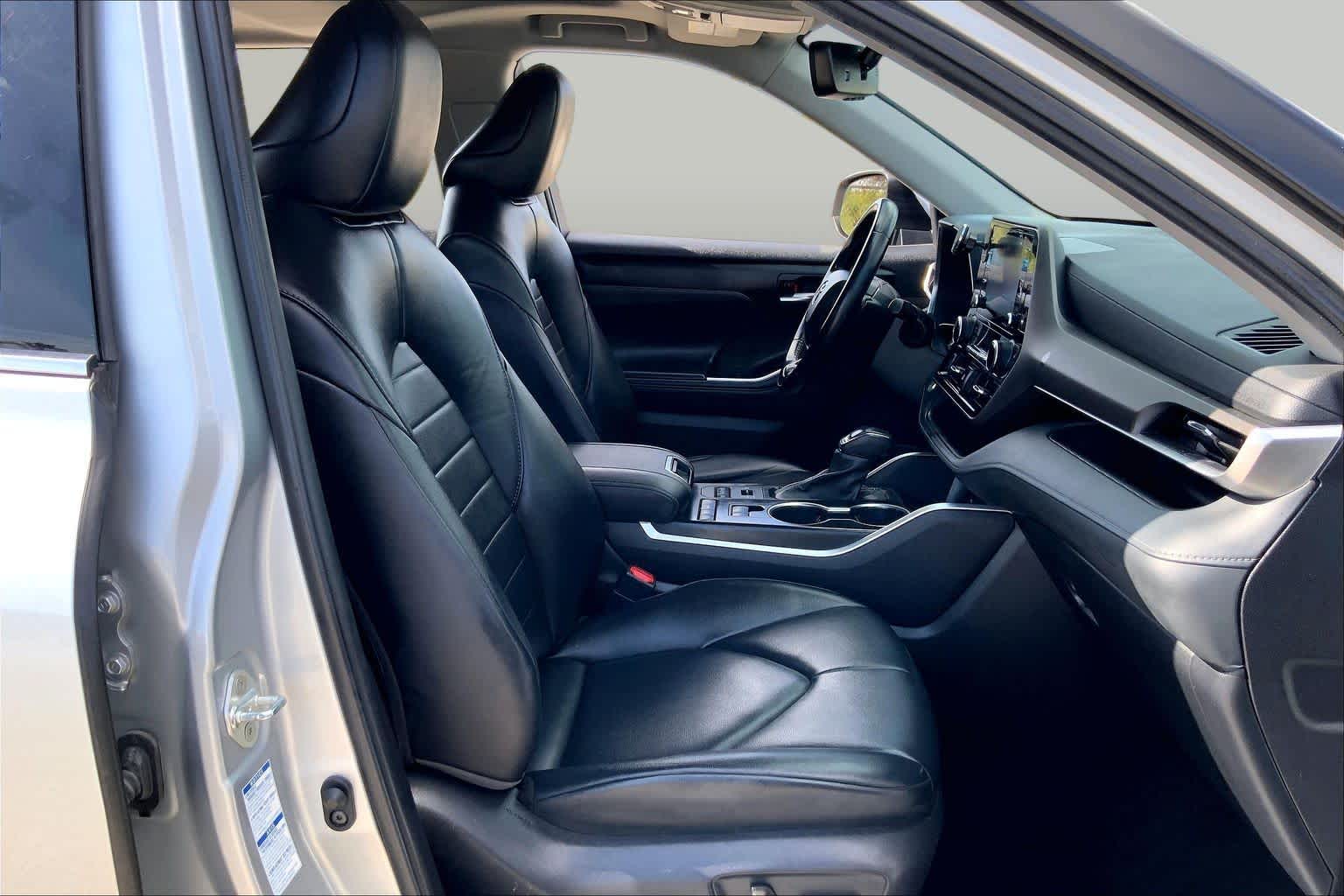 2022 Toyota Highlander XLE Celestial Silver Metallic at Lone Star Chevrolet