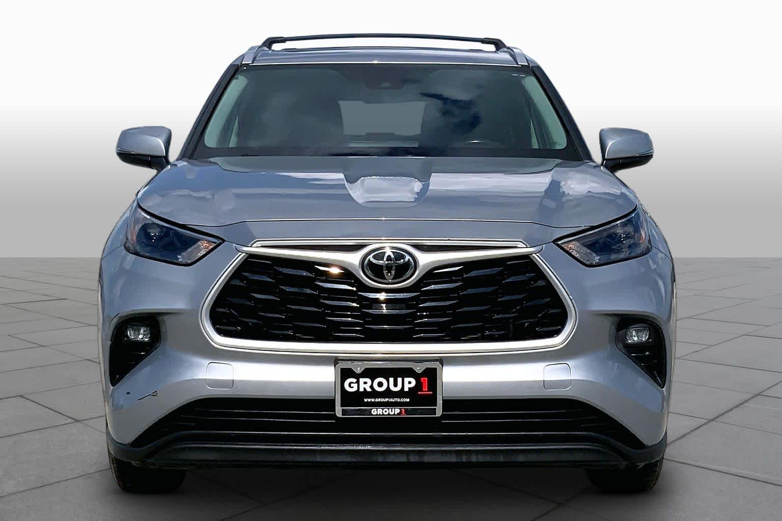 2022 Toyota Highlander XLE Celestial Silver Metallic at Lone Star Chevrolet