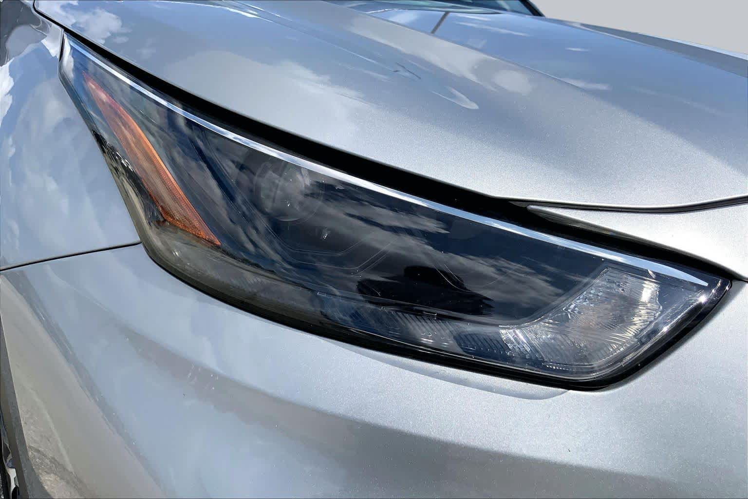 2022 Toyota Highlander XLE Celestial Silver Metallic at Lone Star Chevrolet